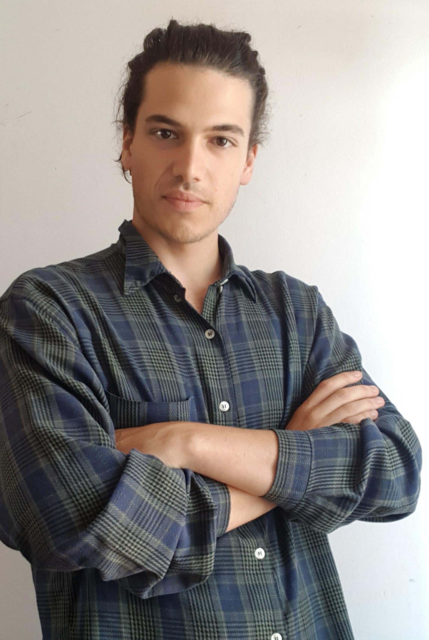 Alejandro L.
